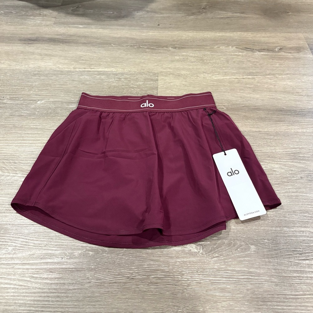 ALO Yoga Women's Dark Red Athletic Shorts